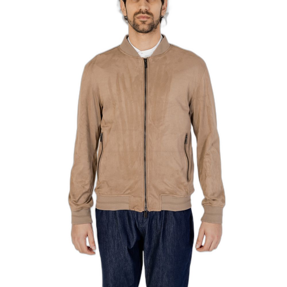 Jacket by Hamaki-Ho for men in polyester gray features an utilitarian silhouette with a refined , showcasing sophisticated for an utilitarian aesthetic.