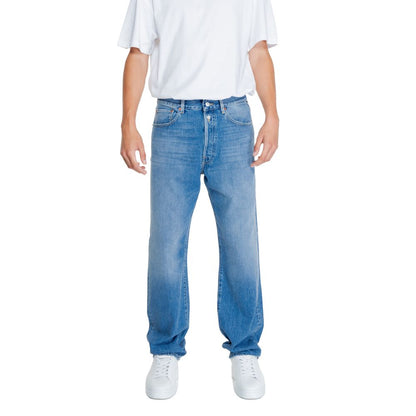 Pants by Replay for men in denim cotton blue showcases a unrivaled comfort silhouette, featuring a straight-leg & regular-fit cut and long with a for a unrivaled comfort and refined aesthetic.
