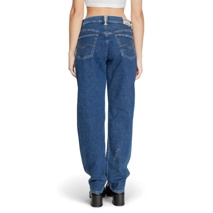 Pants by Replay for women in stretch cotton blue features a enduring silhouette, showcasing a enduring regular-fit & mom and long with a for a premium, tailored aesthetic.