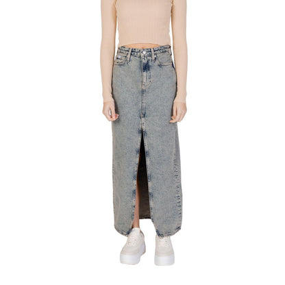 Skirt by Calvin Klein Jeans for women in cotton blue features an relaxed-yet-refined silhouette that elegantly showcases the Women's Cotton Skirt design and sophisticated .
