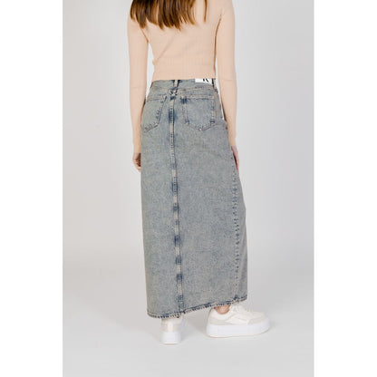 Skirt by Calvin Klein Jeans for women in cotton blue features a captivating silhouette, showcasing the captivating Women's Cotton Skirt design with a sophisticated for a captivating look.
