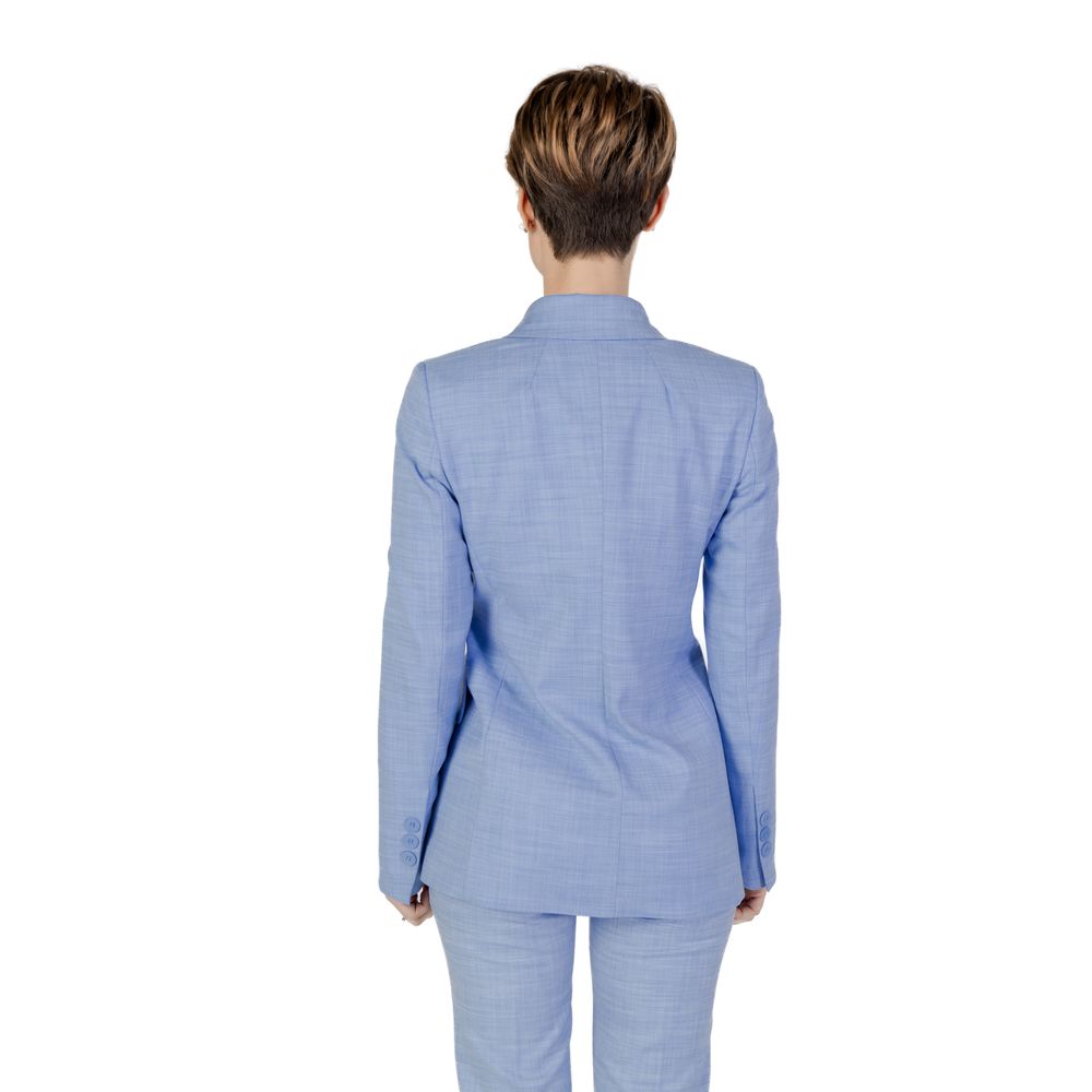 Suit by Sandro Ferrone for women in polyester & viscose blue showcases a sartorial silhouette, artfully finished with a sophisticated and a sartorial for a truly sartorial look.