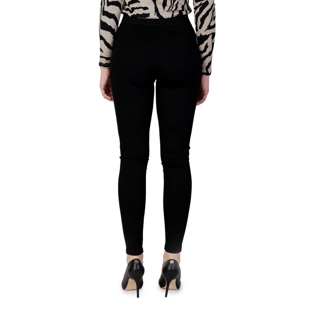 Pants by Only for women in polyamide viscose black features a sleek silhouette with a sleek leggings, a refined long, and a sophisticated finish.