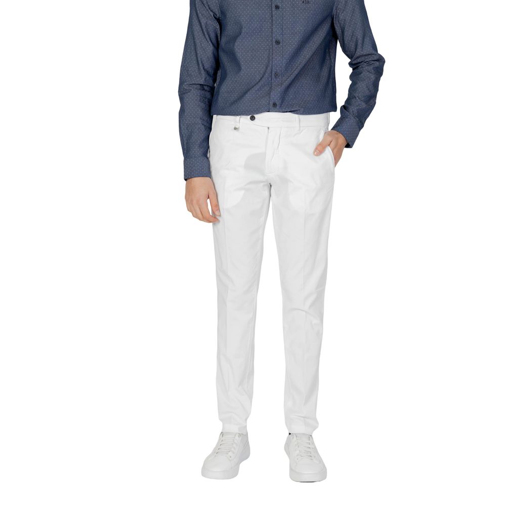 Pants by Antony Morato for men in stretch cotton cream features an on trend silhouette with a and skinny & slim cut in an elegant long for a sophisticated look.