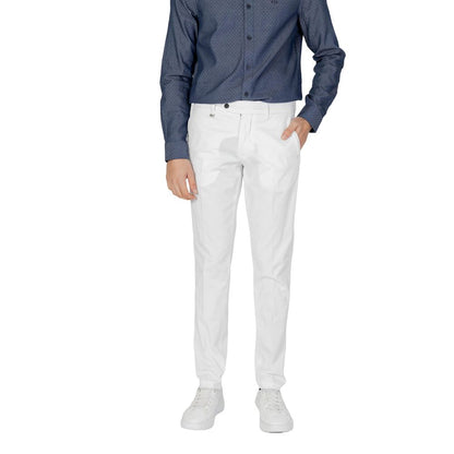 Pants by Antony Morato for men in stretch cotton cream features an on trend silhouette with a and skinny & slim cut in an elegant long for a sophisticated look.