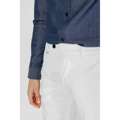 Pants by Antony Morato for men in stretch cotton cream features a sleek silhouette with a sleek skinny & slim, a refined long, and a sophisticated finish.