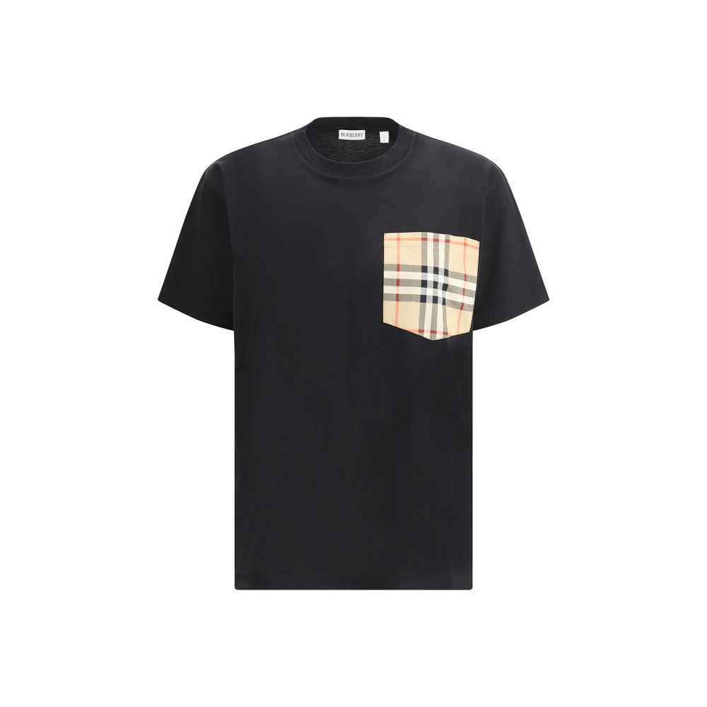 T-Shirt by Burberry for women in cotton black & patterned features an on trend silhouette, perfectly showcasing a on trend and crew neckline for an elevated aesthetic.