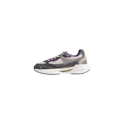 Sneakers by D.A.T.E for women in fabric gray presents a sumptuous silhouette, artfully capturing the essence of the Women's Fashion Fabric Sneakers with its sumptuous fashion style design.