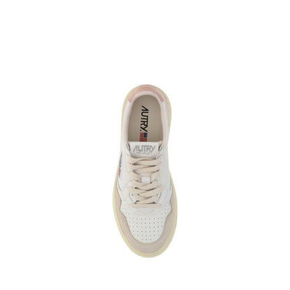 Sneakers by Autry for women in bos taurus calfskin leather & nylon white features an opulent silhouette from the Women's Low Top Bos Taurus Calfskin Leather & Nylon Sneakers collection, showcasing a signature low-top style with an opulent finish.