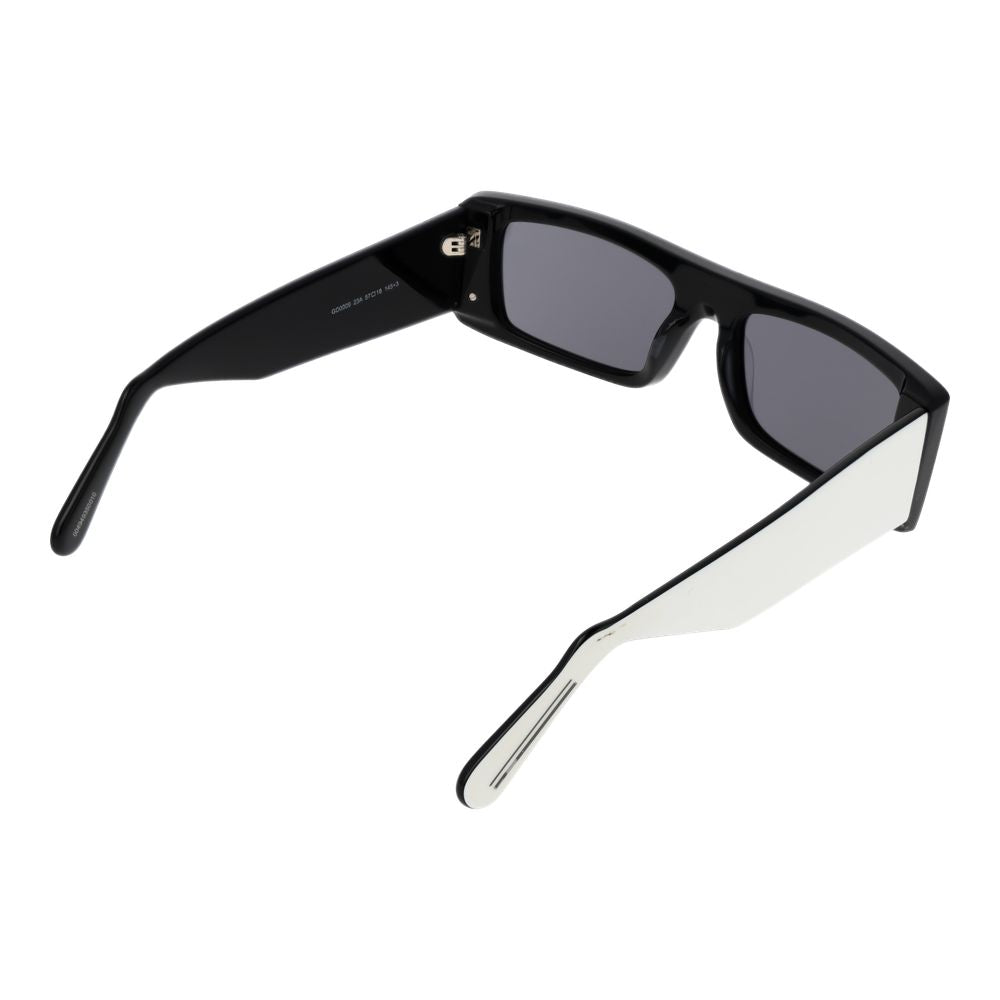 Sunglasses by GCDS for unisex in plastic white features an lustrous rectangle full-rim frame design with white coloured frame detailing and non-polarized category-3-dark-tint lens for a lustrous aesthetic.