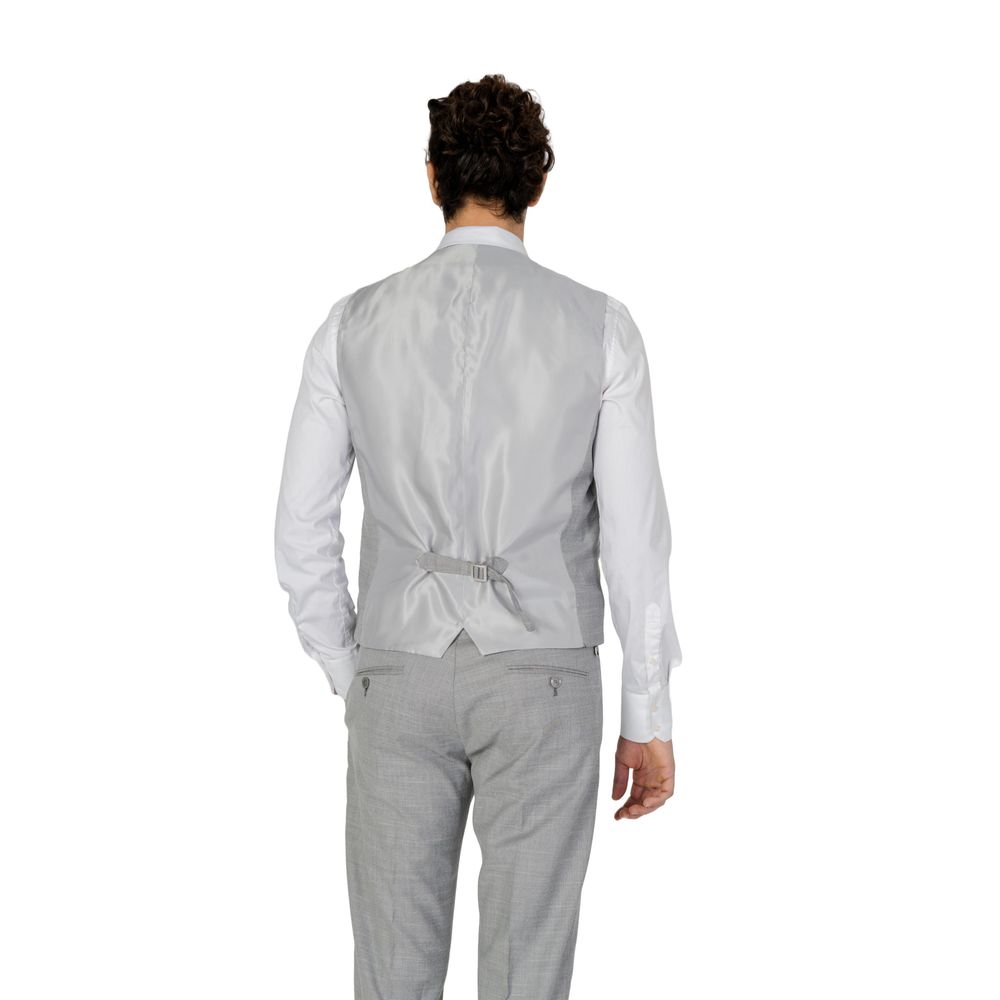 Vest by Antony Morato for men in stretch viscose polyester gray showcases a utilitarian silhouette, artfully incorporating pockets and a utilitarian for a truly utilitarian finish.