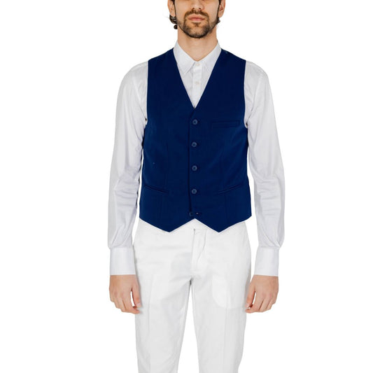 Vest by Only & Sons for men in stretch viscose polyester blue features a chic silhouette, expertly detailed with a refined and premium pockets for a truly chic look.