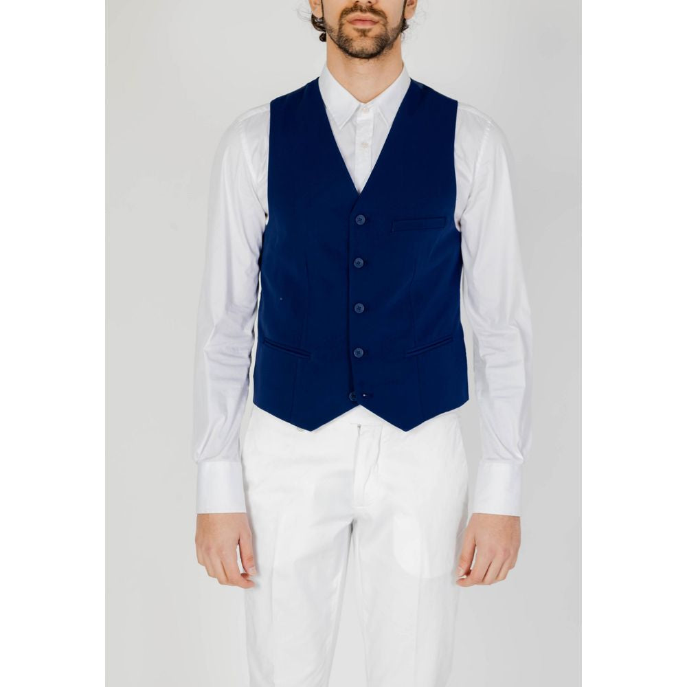 Vest by Only & Sons for men in stretch viscose polyester blue features a stylish silhouette, showcasing distinct pockets and a refined for a truly stylish finish.