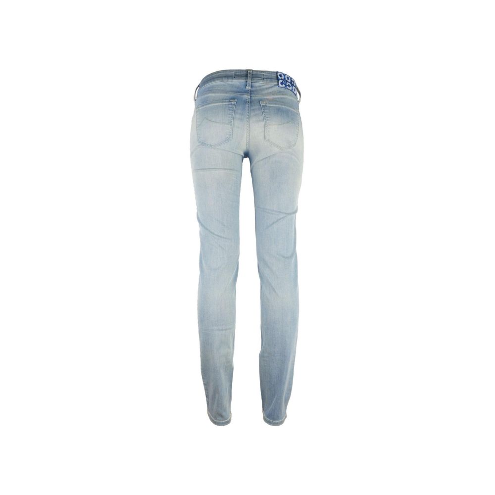 Jeans by Jacob Cohen for women in cotton denim & leather blue features an sophisticated and straight-leg with a precise long, creating a sophisticated and sophisticated silhouette.