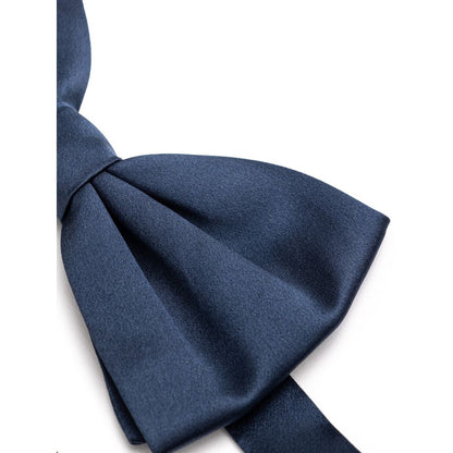 Necktie by Dolce & Gabbana for men in silk blue features an stately silhouette that beautifully highlights the sophisticated style of the Silk Necktie.
