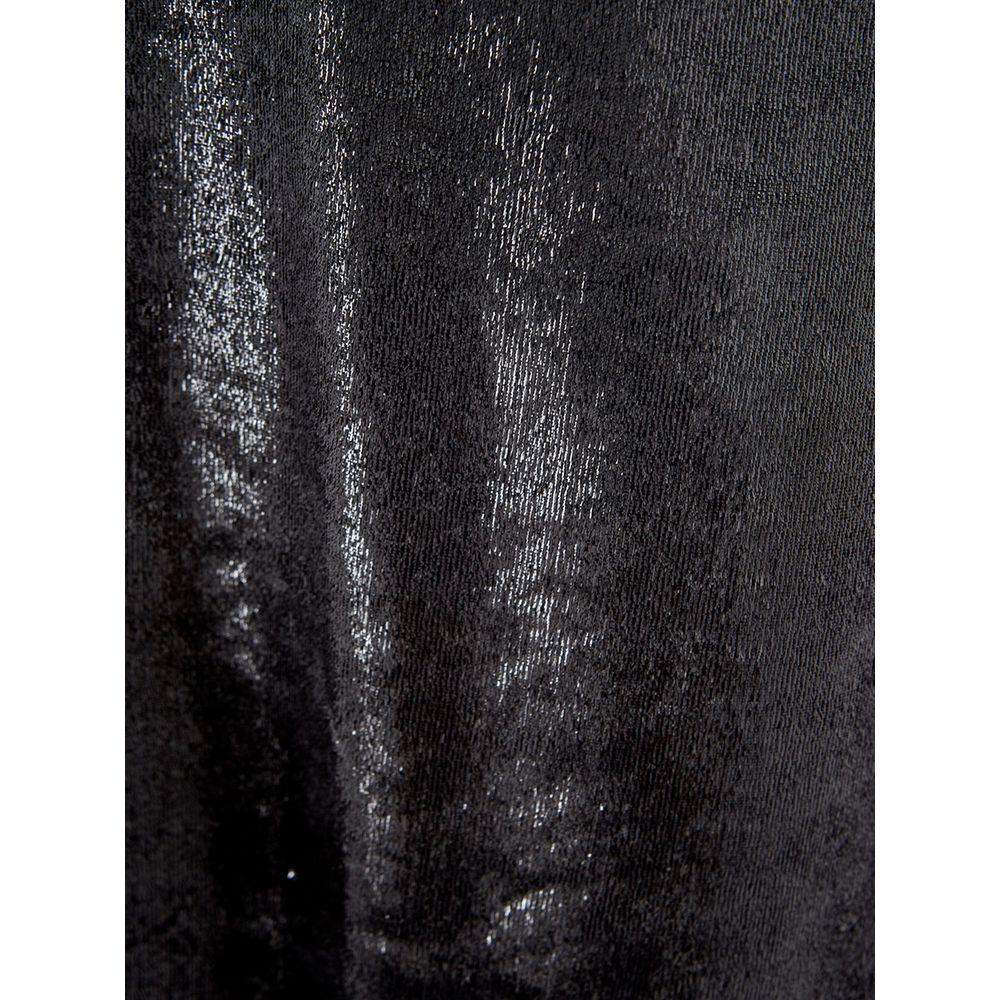 Dress by Lardini for women in polyester black features an eye catching silhouette with a sophisticated , elegant , and a refined maxi for a eye catching aesthetic.