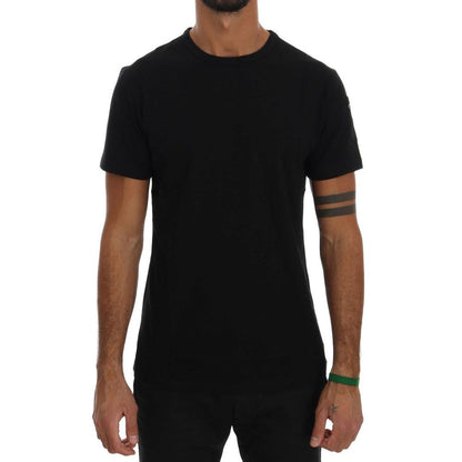 T-Shirt by Daniele Alessandrini for men in cotton black features an edgy silhouette, meticulously detailed with a sophisticated and for a truly edgy finish.
