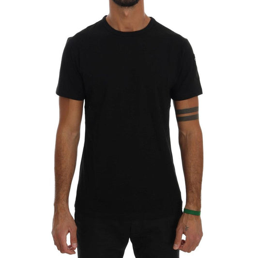 T-Shirt by Daniele Alessandrini for men in cotton black features an edgy silhouette, meticulously detailed with a sophisticated and for a truly edgy finish.