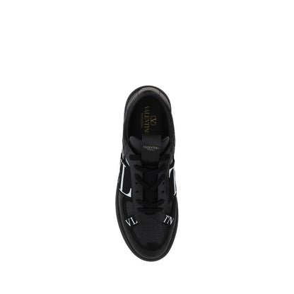 Sneakers by Valentino Garavani for men in bos taurus calfskin leather black & monogram features an sumptuous design from the Men's Low Top Bos Taurus Calfskin Leather Sneakers collection, highlighting a sumptuous low-top style for a premium, high-fashion look.