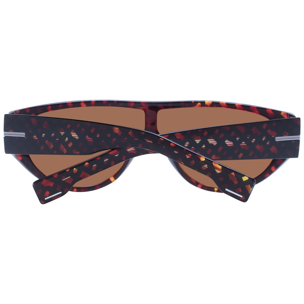 Sunglasses by Hugo Boss for men in eco-acetate and brown presents a sumptuous silhouette, featuring brown coloured frame and full-rim mono-lens frame design with non-polarized category-3-dark-tint lens for a sumptuous look.