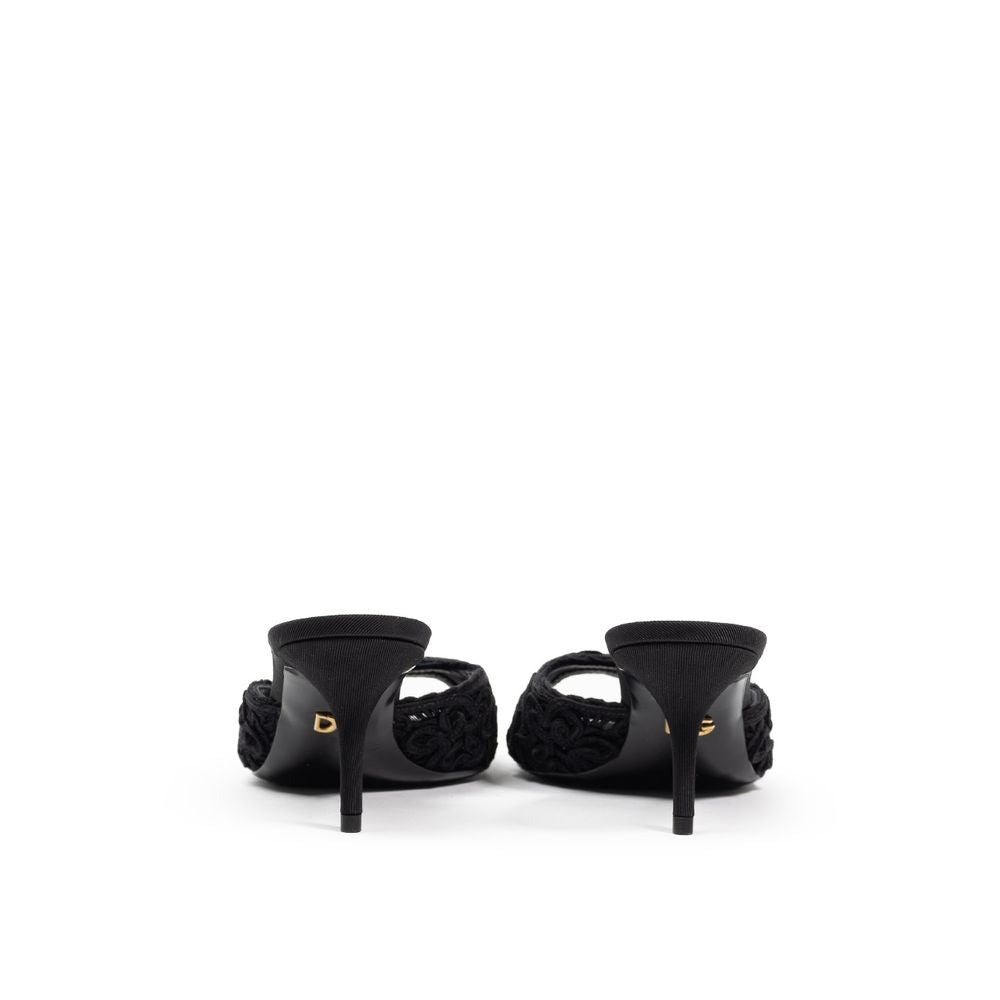 Sandals by Dolce & Gabbana for women in cotton black features an exquisite silhouette, showcasing the exquisite Women's Cotton Sandals with a and .