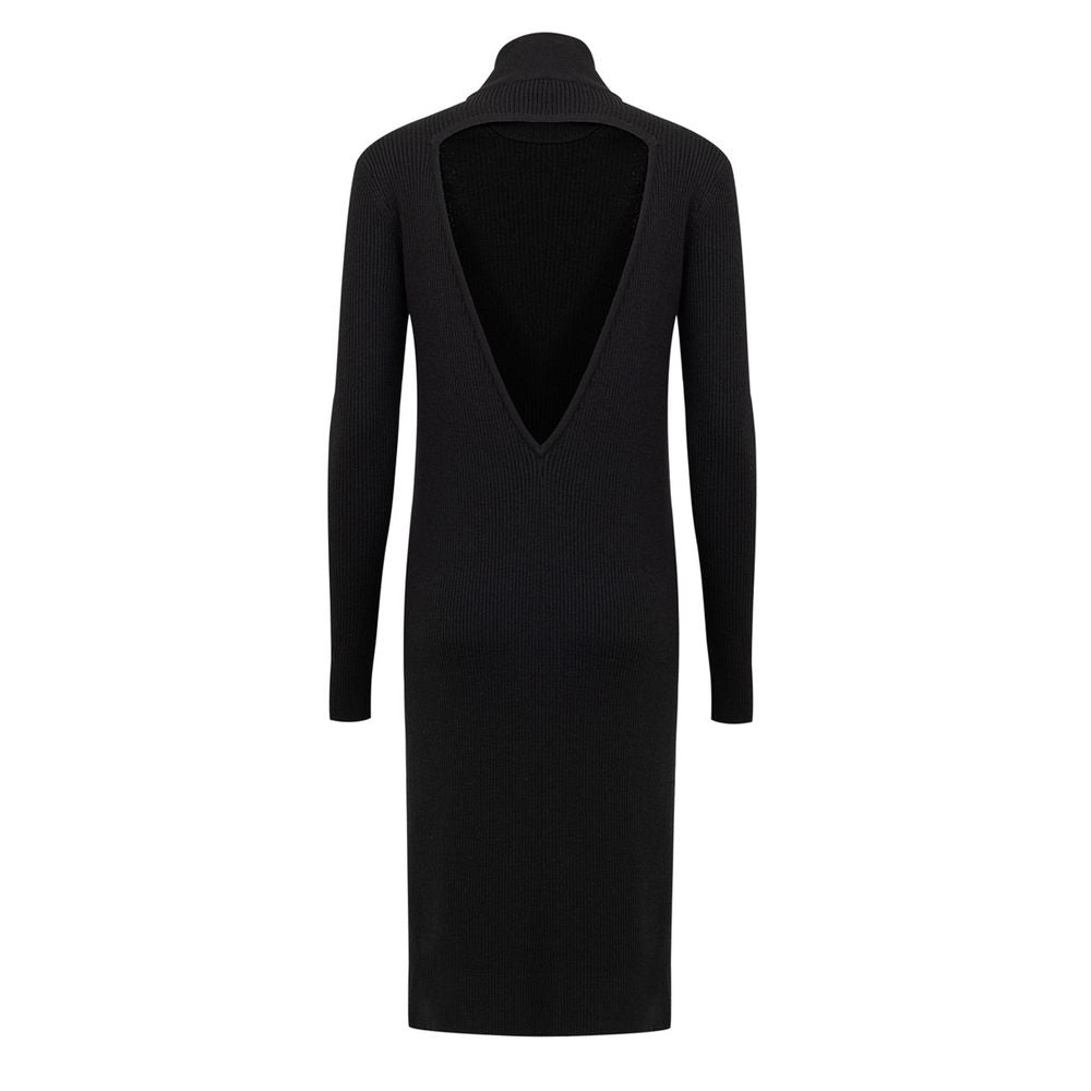 Dress by Bottega Veneta for women in wool black features an sultry silhouette defined by a wrap turtle neckline and , falling to an sultry knee for a sultry look.
