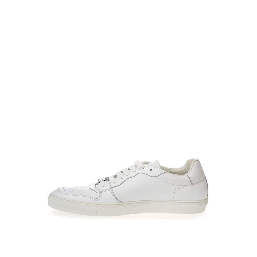 Sneakers by Roberto Cavalli for women in leather white features an fashionable silhouette, showcasing the premium Women's Casual Leather Sneakers in a fashionable casual style that offers a fashionable finish for refined style.