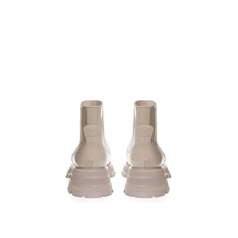 Boots by Alexander McQueen for women in leather gray showcases a ergonomic silhouette from the Aren Women's Leather Boots collection, featuring a ergonomic and a ergonomic .