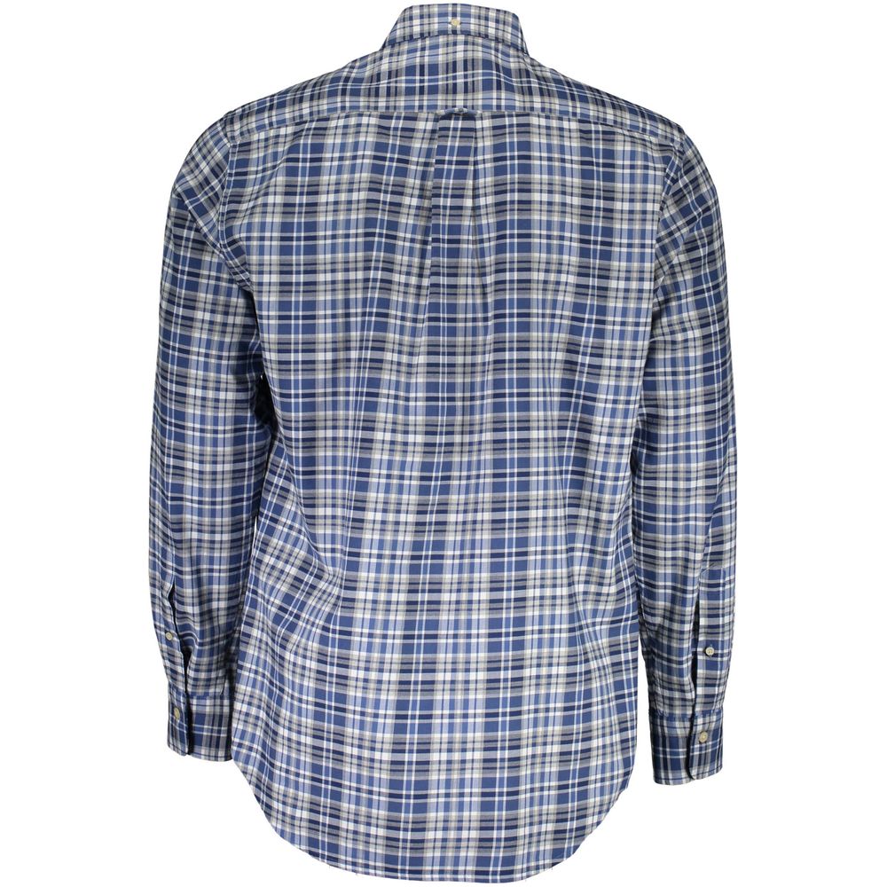 Shirt by Gant for men in cotton blue showcases a sublime silhouette, artfully detailed with a sublime and for a sophisticated, sublime finish.