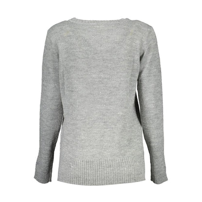 This Sweater by U.S. POLO ASSN. for women in wool nylon & polyester silver presents a understated silhouette, featuring a sophisticated and for a understated finish.