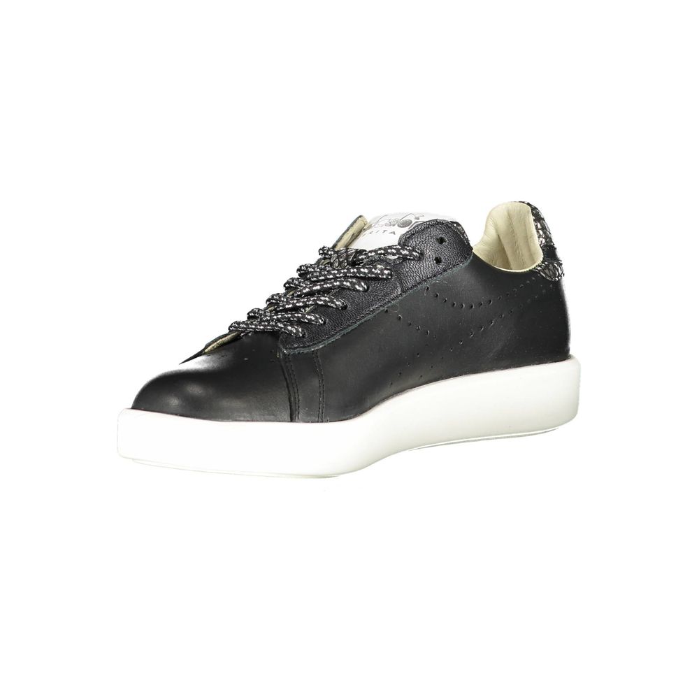 Sneakers by Diadora for women in cotton & leather black features an sumptuous design from the Women's Fashion Cotton & Leather Sneakers collection, highlighting a sumptuous fashion style for a premium, high-fashion look.