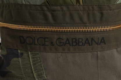 Large Drawstring Rucksack Backpack by Dolce & Gabbana for men in calf leather & cotton military-green, camouflage & patchwork features an stately silhouette from the Calf Leather Cotton Large Drawstring Rucksack Backpack range, with a secure drawstring, ample internal-pockets, and versatile backpack-strap.