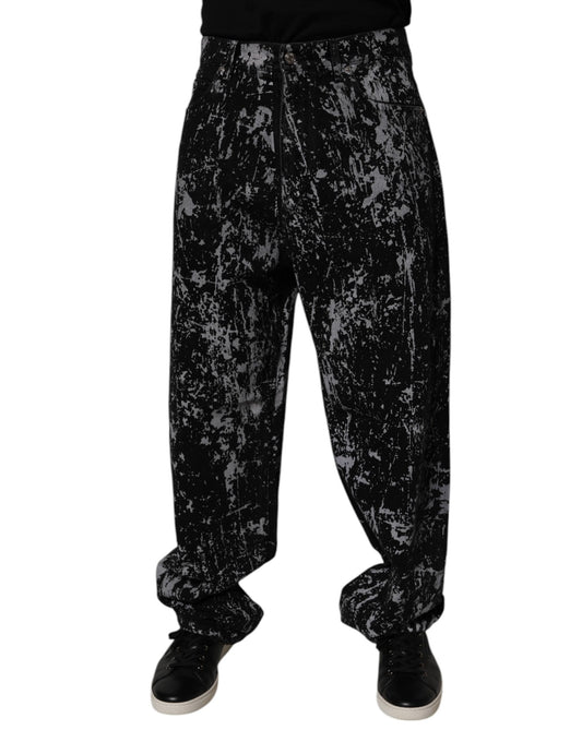 Jeans by Dolce & Gabbana for men in denim cotton black, white & tie-dye features an sartorial straight & regular-fit and long with a cut for a sartorial finish.