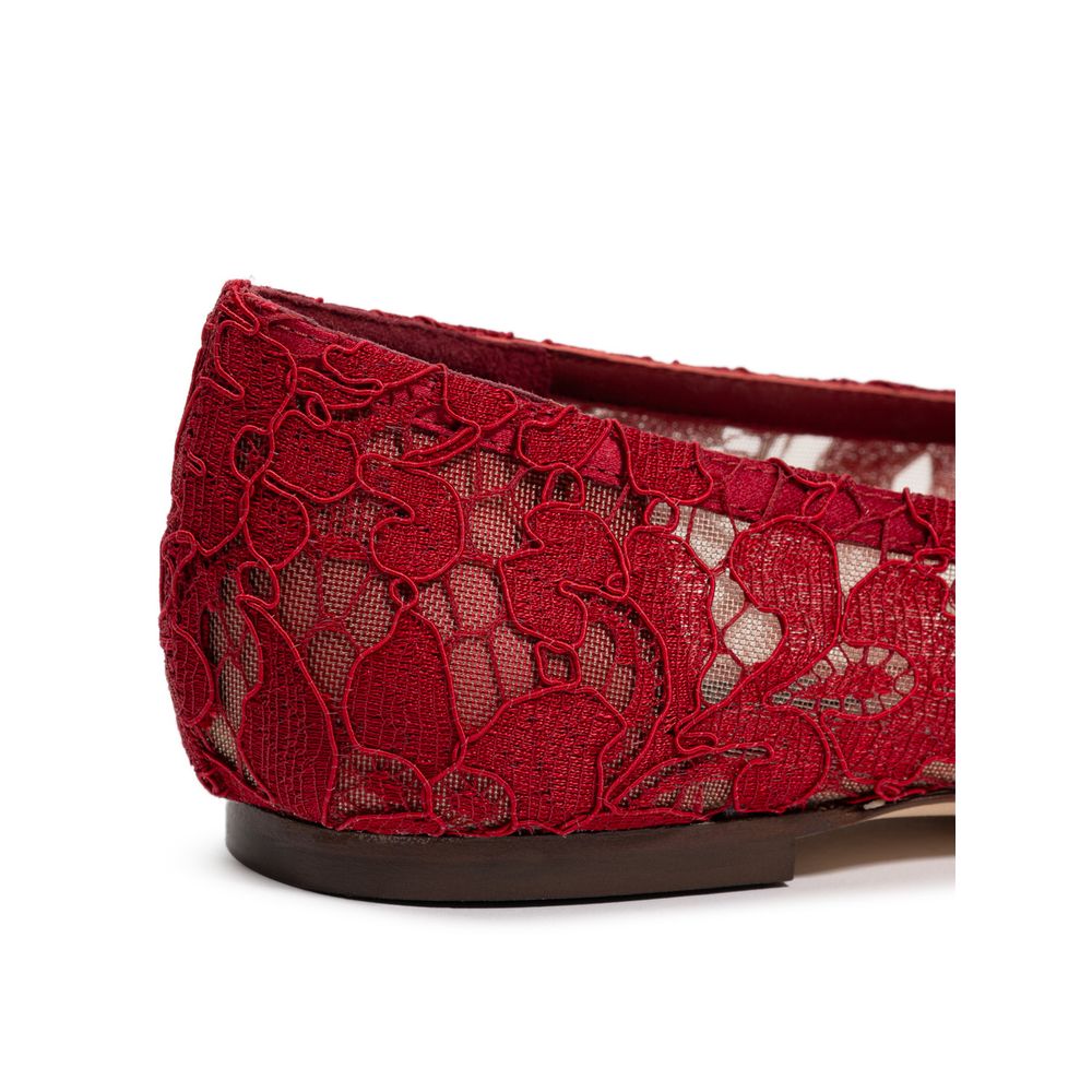 Flat Shoes by Dolce & Gabbana for women in viscose red & signature showcases a resplendent Women's Viscose Flat Shoes aesthetic with a and .