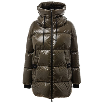 Jacket by Herno for women in polyamide green showcases a enveloping silhouette, artfully detailed with a enveloping and premium for a truly enveloping finish.