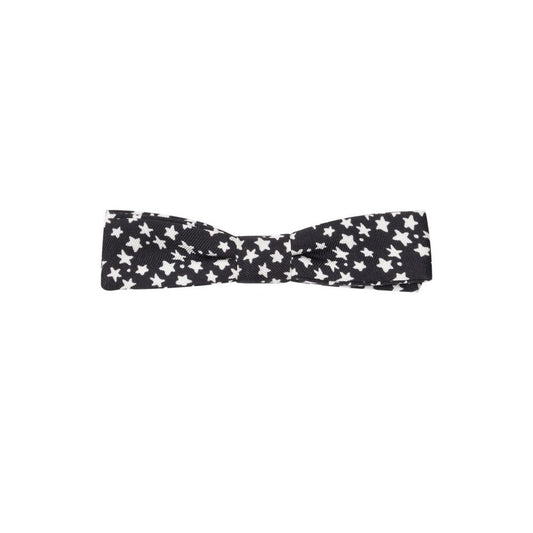 This Necktie by Dolce & Gabbana for men in silk black, white & print presents a effortless chic silhouette from the Star Silk Necktie collection, offering a effortless chic finish for a truly effortless chic look.