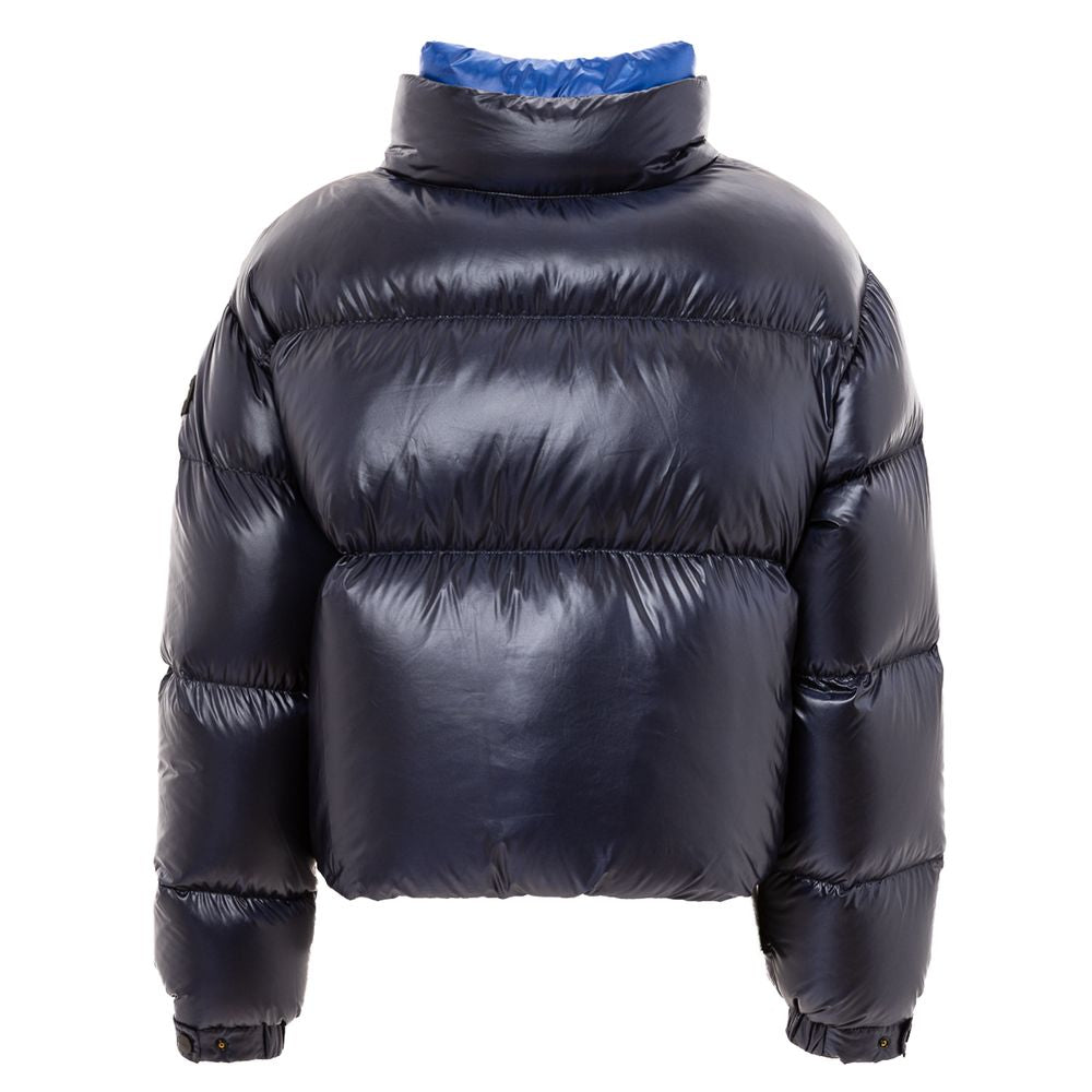 This Jacket by Add for women in polyamide blue showcases a magnificent silhouette, meticulously crafted with a distinctive and functional for a magnificent finish.