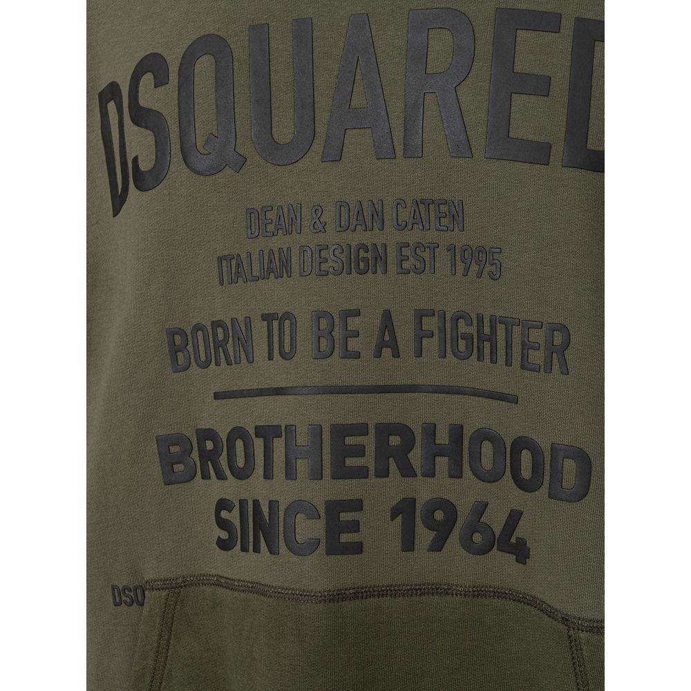 Sweatshirt by Dsquared² for men in cotton green & print features an enviable silhouette, showcasing a premium and refined for a truly enviable finish.