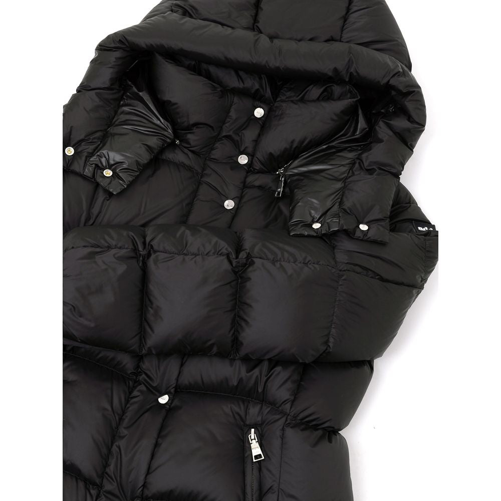 Hooded Puffer Jacket by Add for women in polyamide & duck down black showcases a bohemian silhouette, artfully detailed with a bohemian hooded neckline and signature lightweight, pockets, hooded & insulated for a truly bohemian finish.