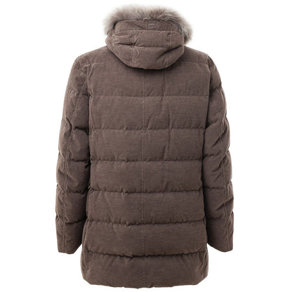 Hooded Jacket by Herno for men in wool cotton & fur brown showcases a enveloping silhouette, artfully detailed with a enveloping hooded neckline and premium insulated, pockets & hooded for a truly enveloping finish.