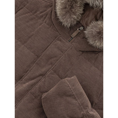 This Hooded Jacket by Herno for men in wool cotton & fur brown showcases a magnificent silhouette, meticulously crafted with a distinctive hooded neckline and functional insulated, pockets & hooded for a magnificent finish.