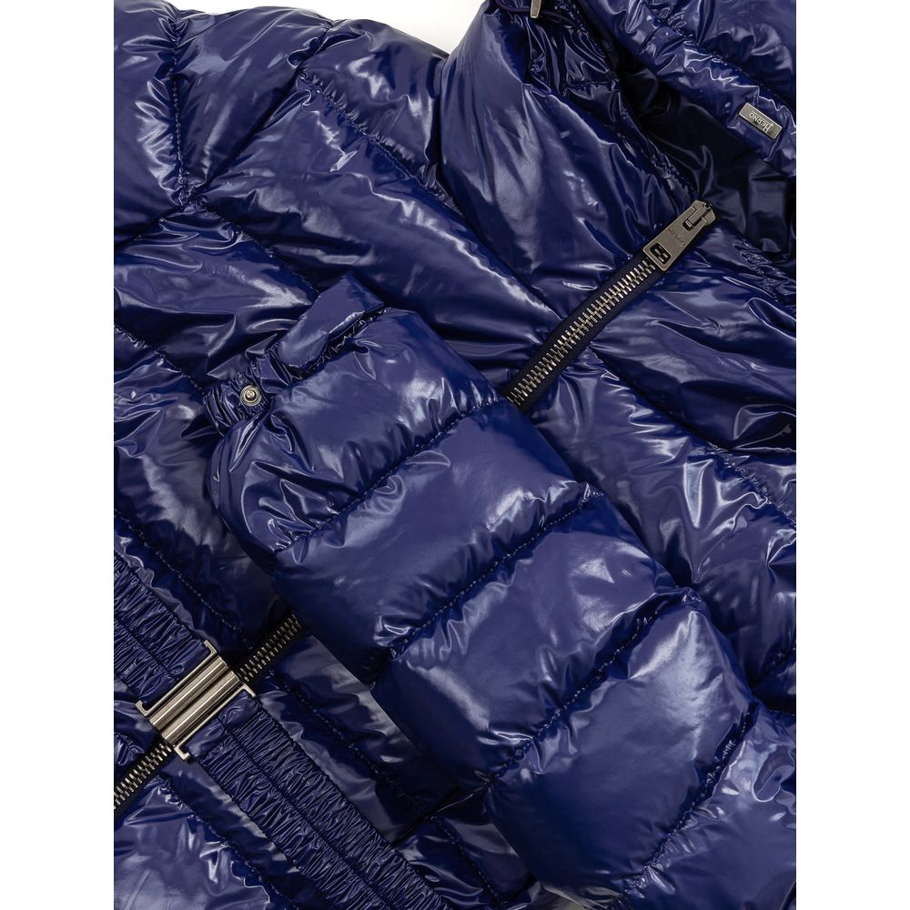 Jacket by Herno for women in polyamide blue showcases a contemporary silhouette, detailed with a contemporary and premium for a sophisticated finish.
