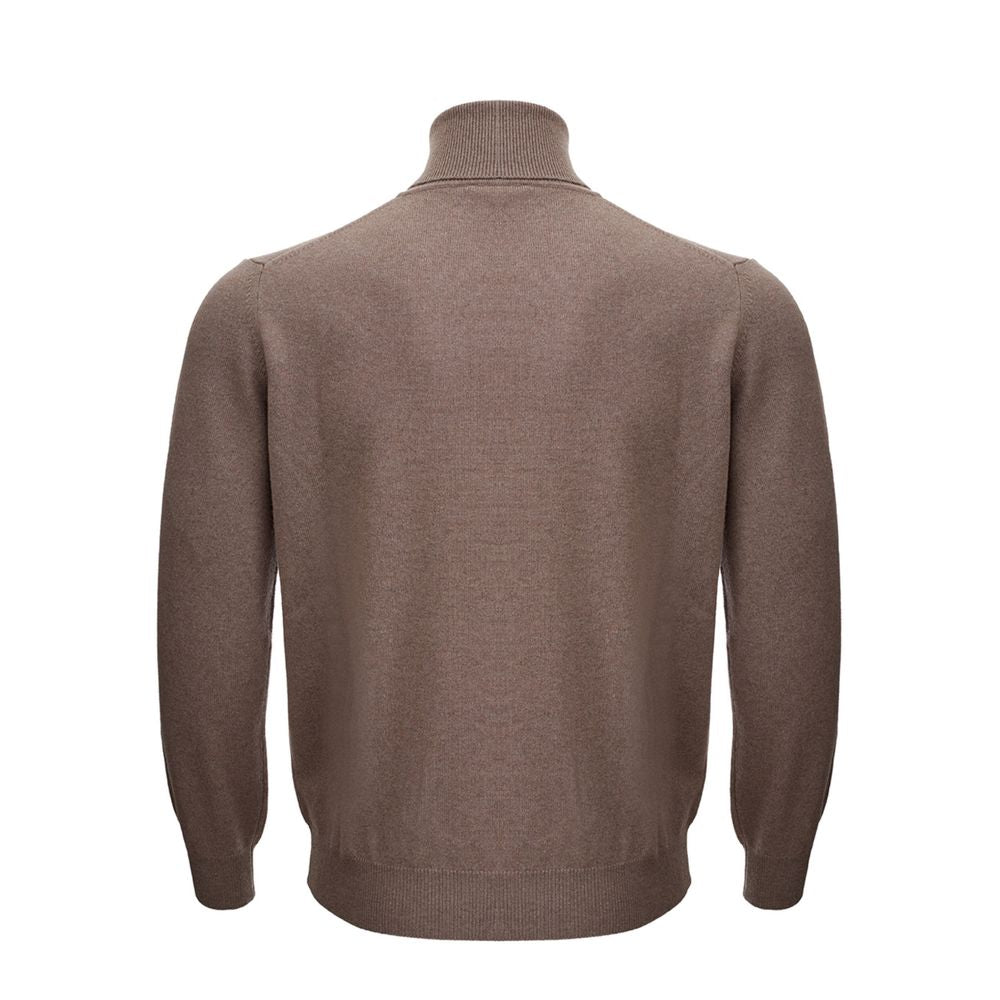 Sweater by KANGRA for men in cashmere silk brown showcases an masterful silhouette, artfully detailed with a masterful turtle high-neck neckline and for a sophisticated, premium finish.