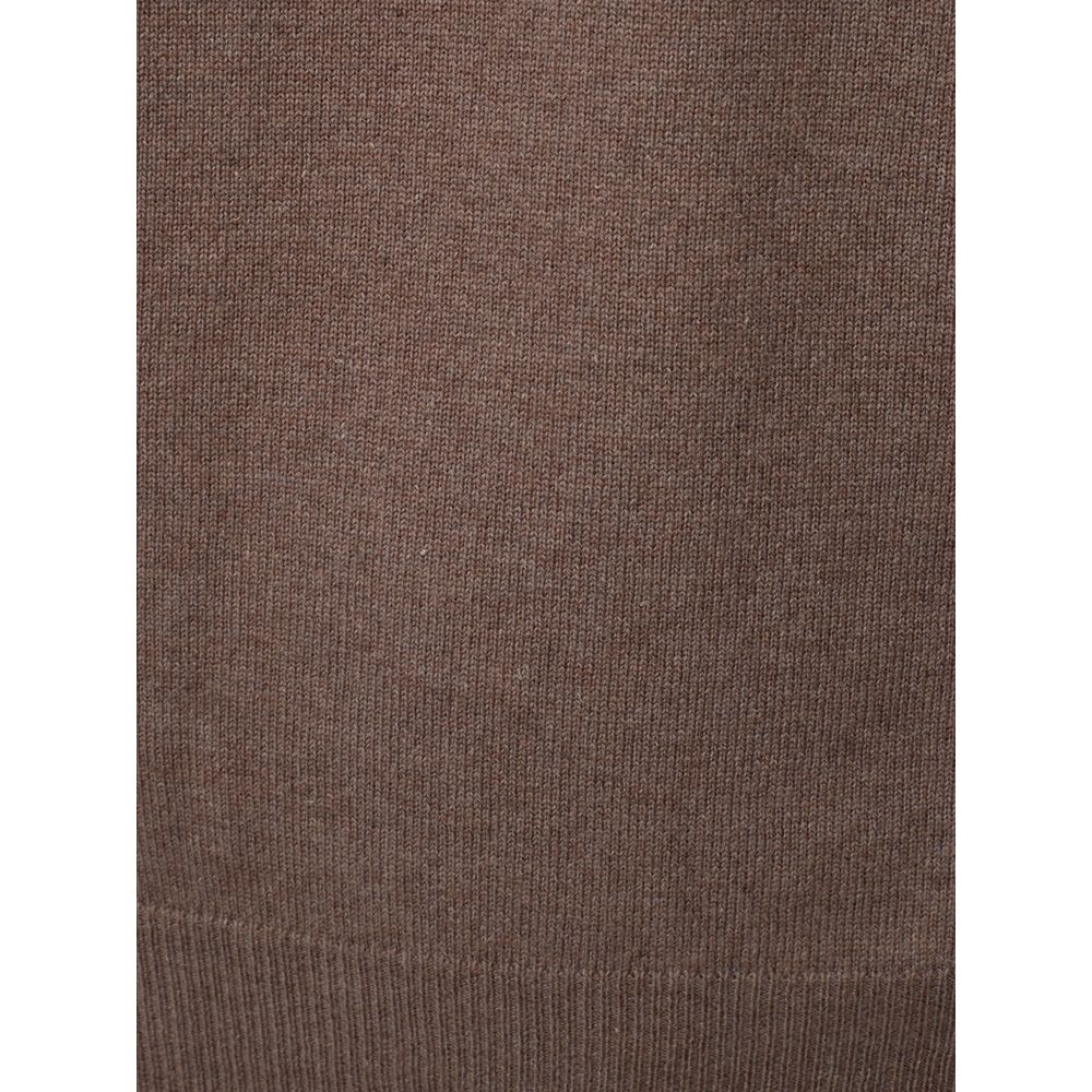 Sweater by KANGRA for men in cashmere silk brown showcases a sumptuous silhouette, artfully finished with a sumptuous turtle high-neck neckline and for a sophisticated, sumptuous look.
