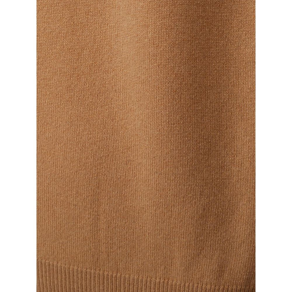 Sweater by KANGRA for men in wool brown showcases an masterful silhouette, artfully detailed with a masterful and for a sophisticated, premium finish.