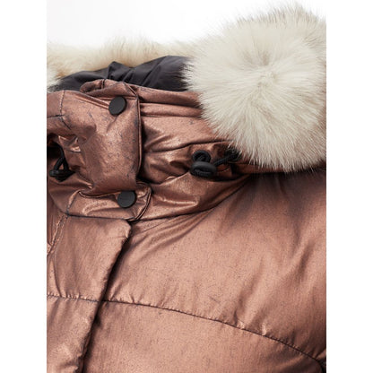 Hooded Jacket by Peuterey for women in polyester & fur bronze & pink showcases a enveloping silhouette, artfully detailed with a enveloping hooded neckline and premium pockets, hooded & insulated for a truly enveloping finish.