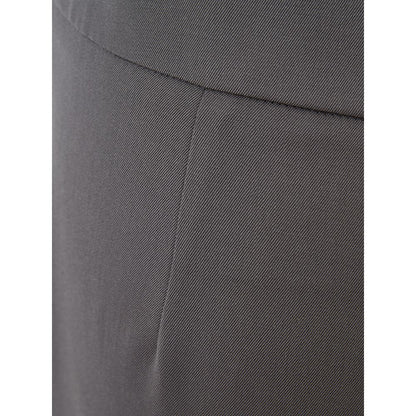 Trousers by Lardini for women in wool gray presents a perennial silhouette, meticulously tailored with a cut, long finish, and an elegant .