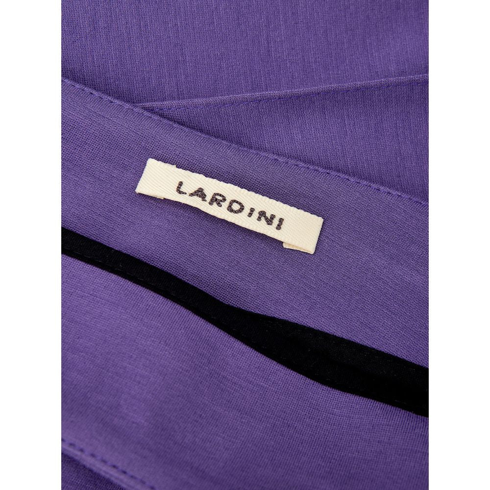 Pants by Lardini for women in viscose purple showcases a unrivaled comfort silhouette, featuring a cut and long with a for a unrivaled comfort and refined aesthetic.