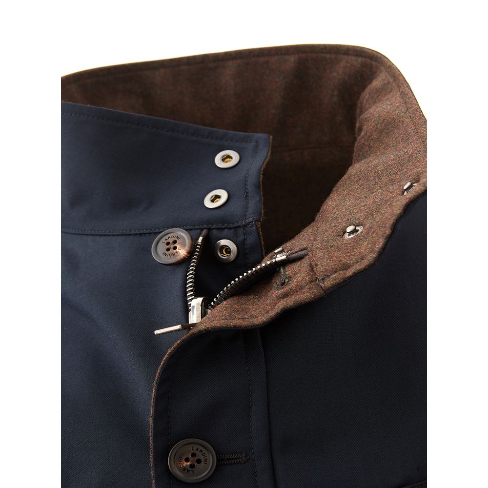 Jacket by Lardini for men in wool blue showcases a enveloping silhouette, artfully detailed with a enveloping and premium for a truly enveloping finish.