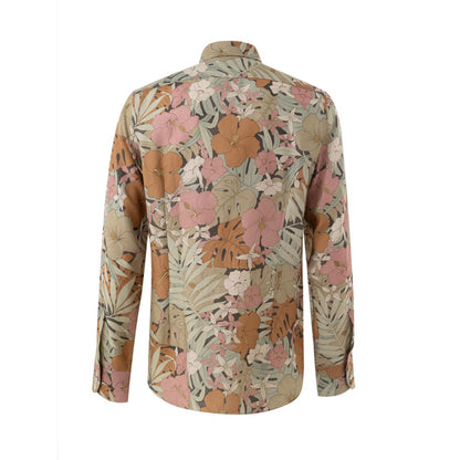 Shirt by Tom Ford for men in lyocell light-blue, multicolor, floral & print showcases a sublime silhouette, artfully detailed with a sublime and for a sophisticated, sublime finish.